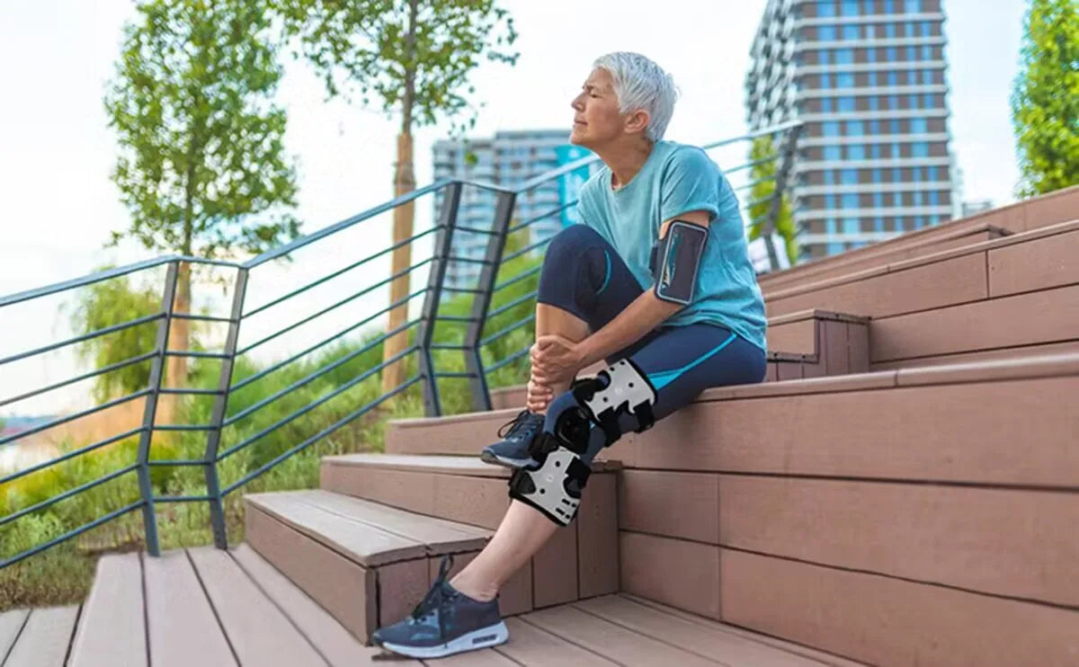 OA Unloader Knee Brace – Adjustable Hinged Support with Medial Offloading and Range of Motion Control — product image 10